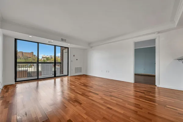 $850,000 | 700 1st Street, Unit 9RS, Hoboken, NJ 07030