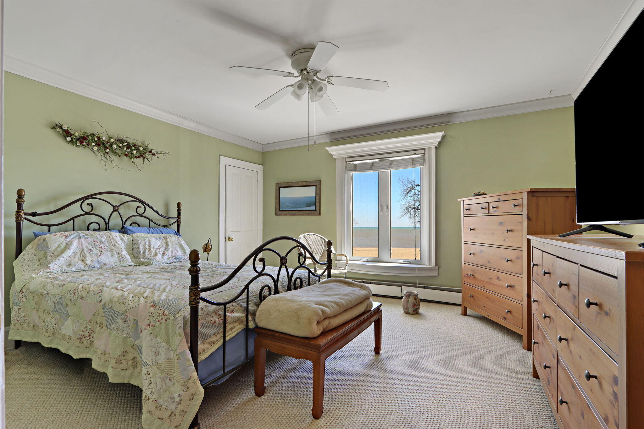 1632 Michigan Boulevard Racine, WI 53402 - Photo 13 of 51 Primary Bedroom