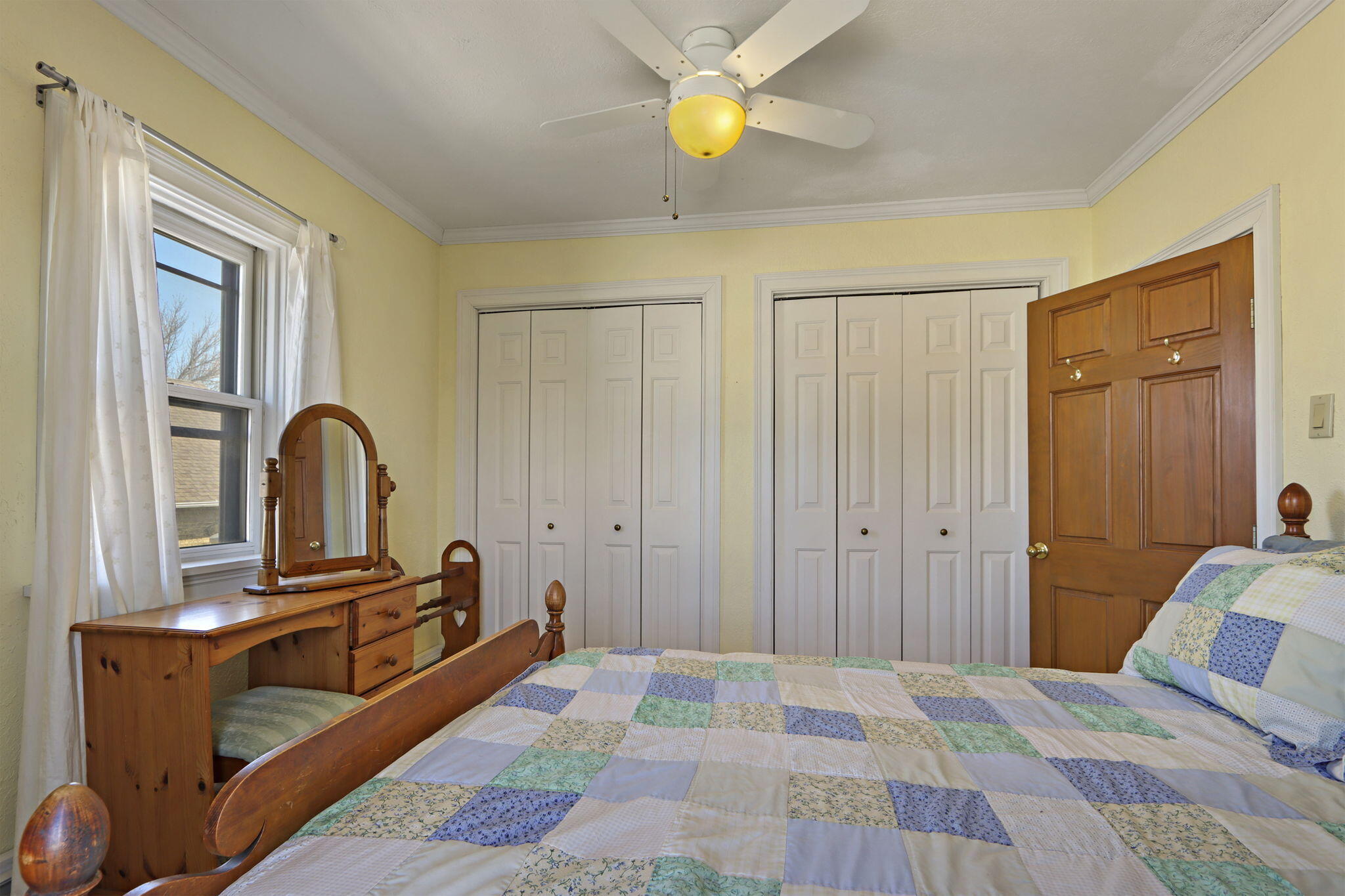 1632 Michigan Boulevard Racine, WI 53402 - Photo 18 of 51 Bedroom 2