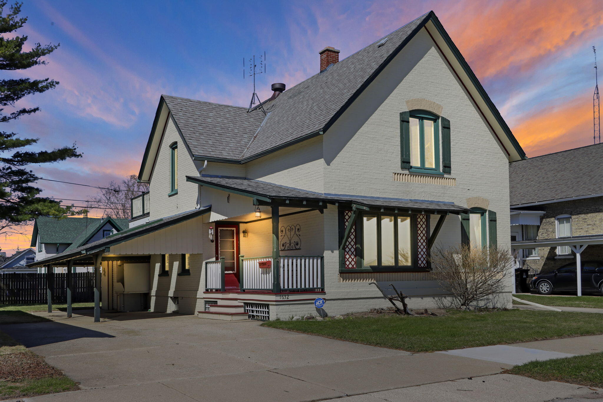 1632 Michigan Boulevard Racine, WI 53402 - Photo 34 of 51 Twilight Front