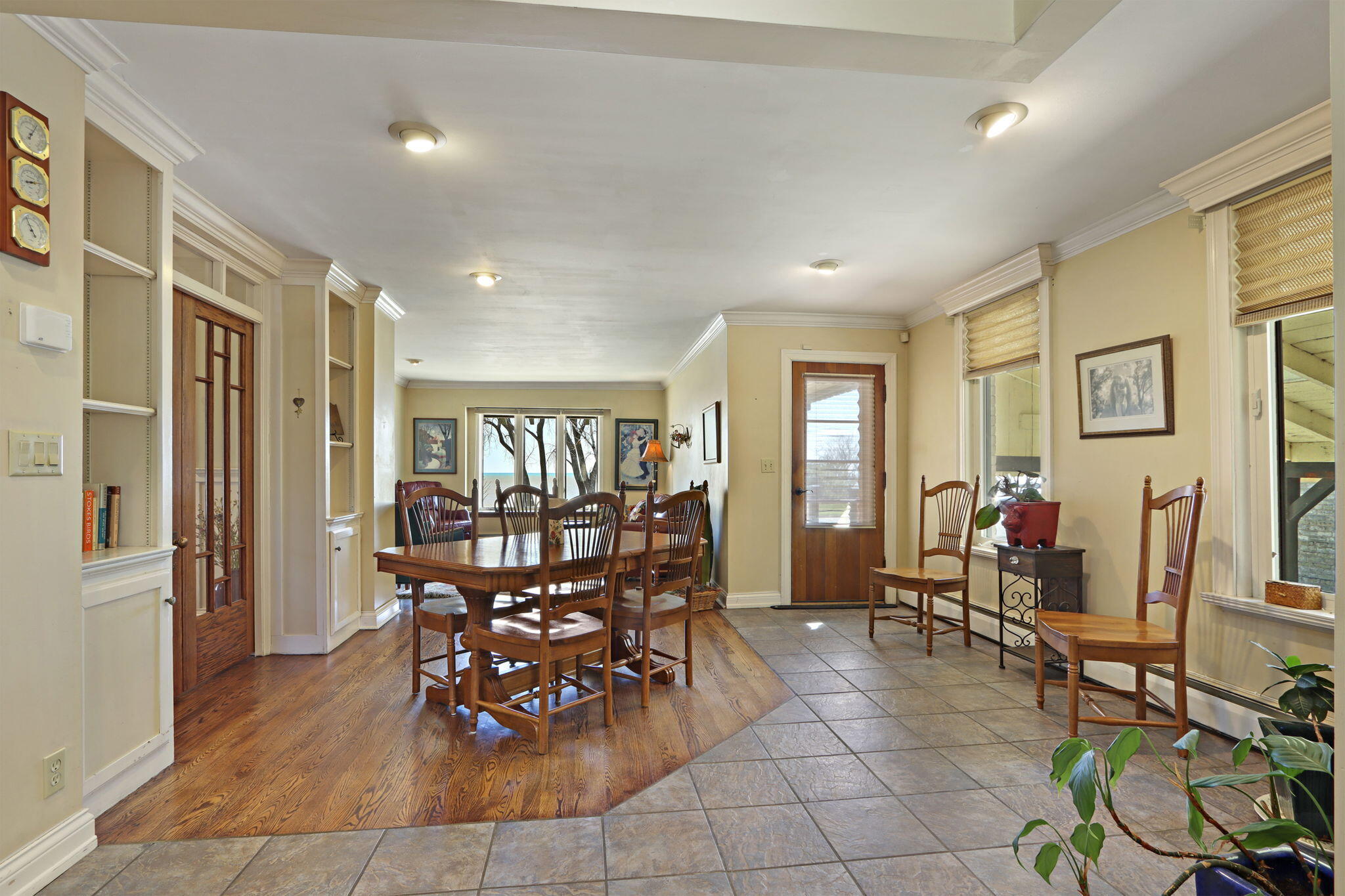 1632 Michigan Boulevard Racine, WI 53402 - Photo 4 of 51 Gorgeous details