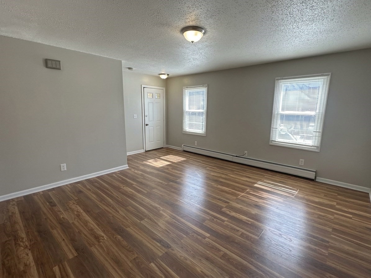 9-11 Richelieu Street Springfield, MA 01105 - Photo 9 of 15 Gallery Image 9