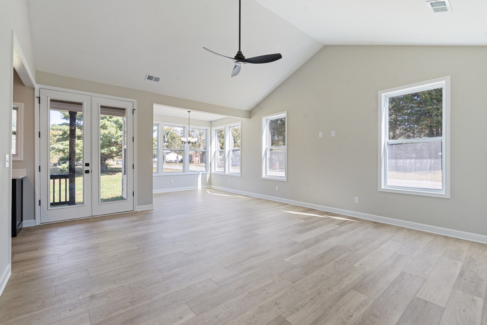 670 Baker Road Smyrna, TN 37167 - Photo 8 of 17 Gallery Image 8