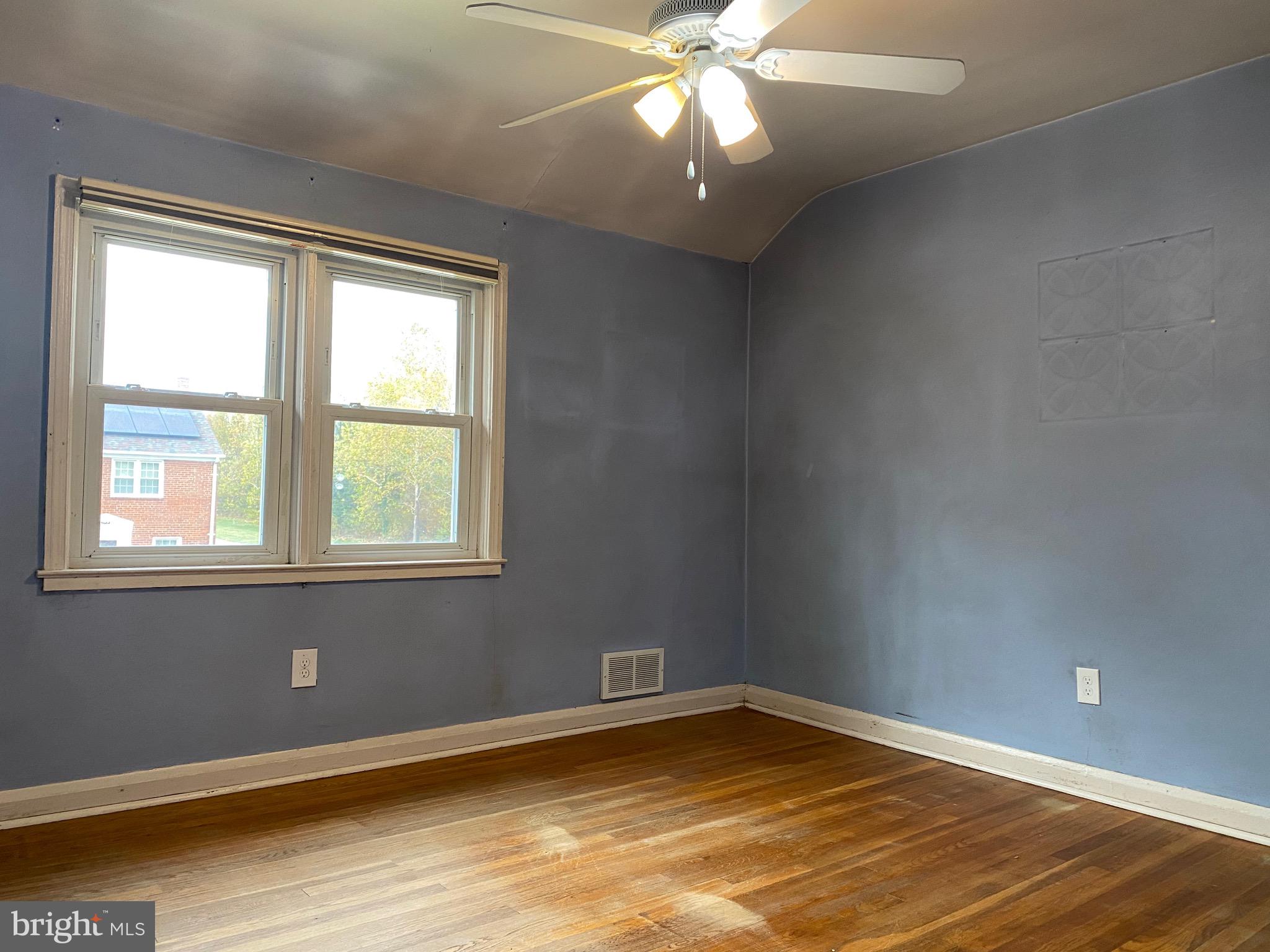 1083 Cameron Road Baltimore, MD 21212 - Photo 14 of 27 Primary Bedroom