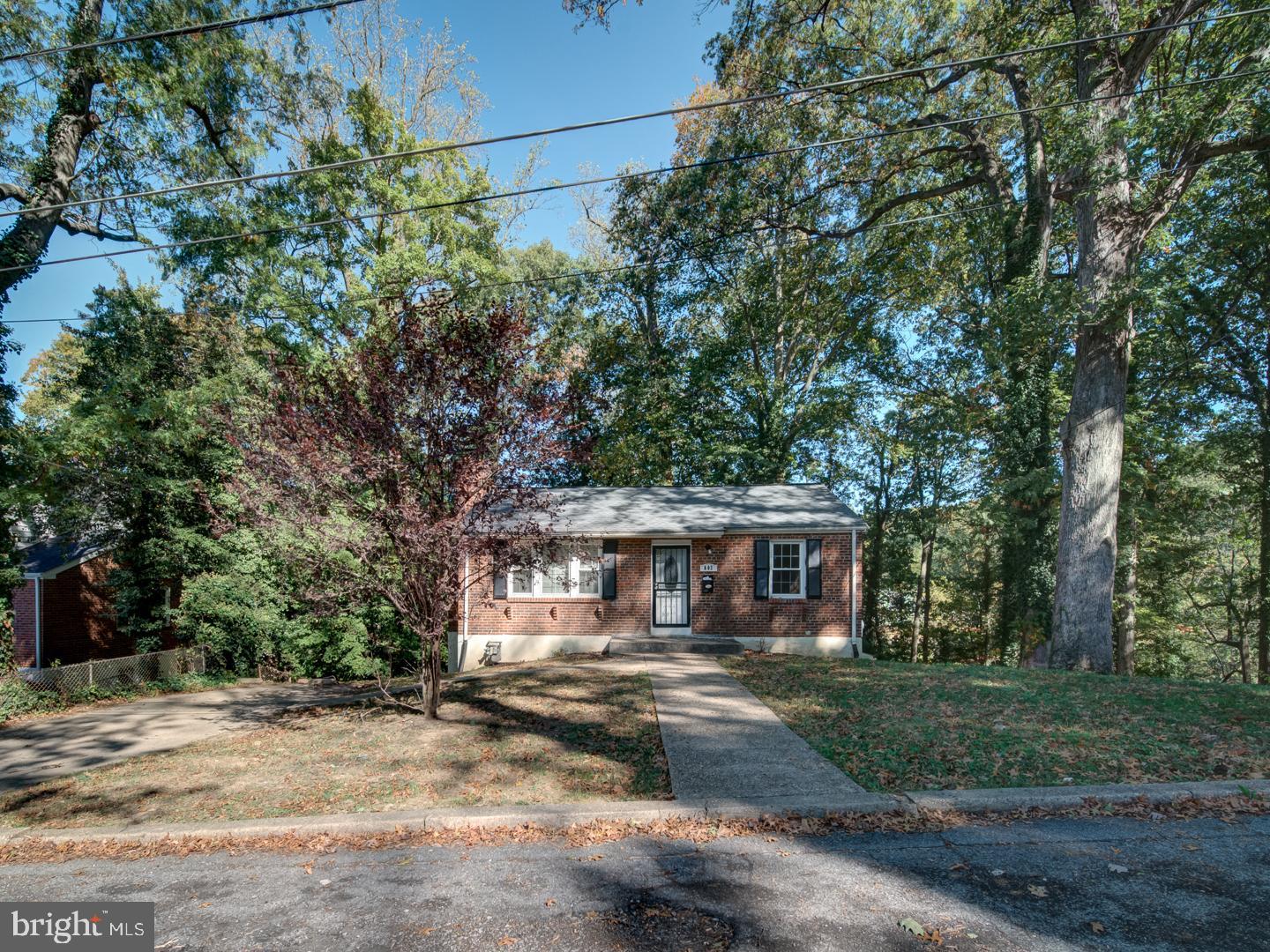 802 Modoc Lane Oxon Hill, MD 20745 - Photo 2 of 34 a view of a yard in front of house