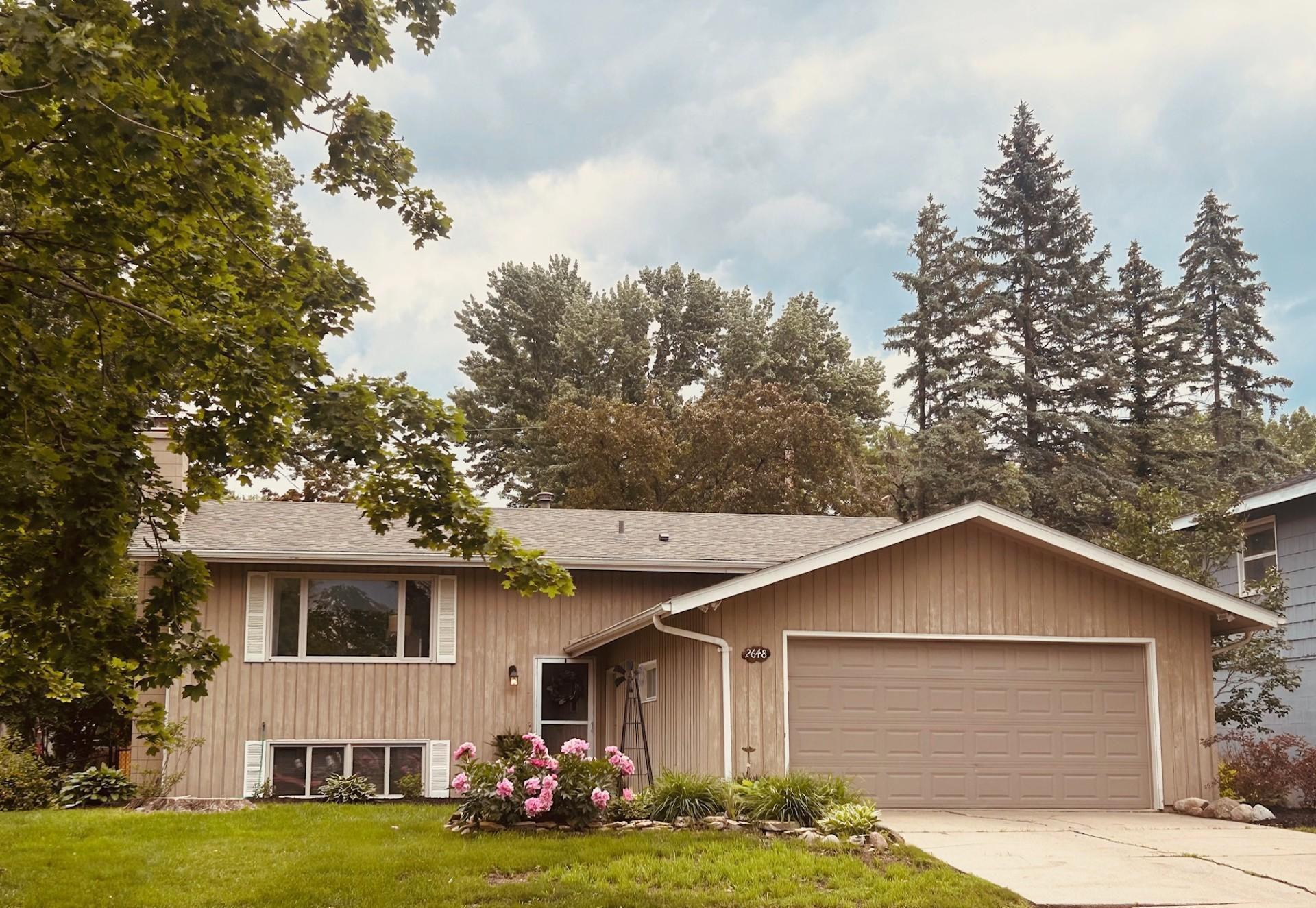 2648 East River Road Northeast Rochester, MN 55906 - Photo 1 of 21