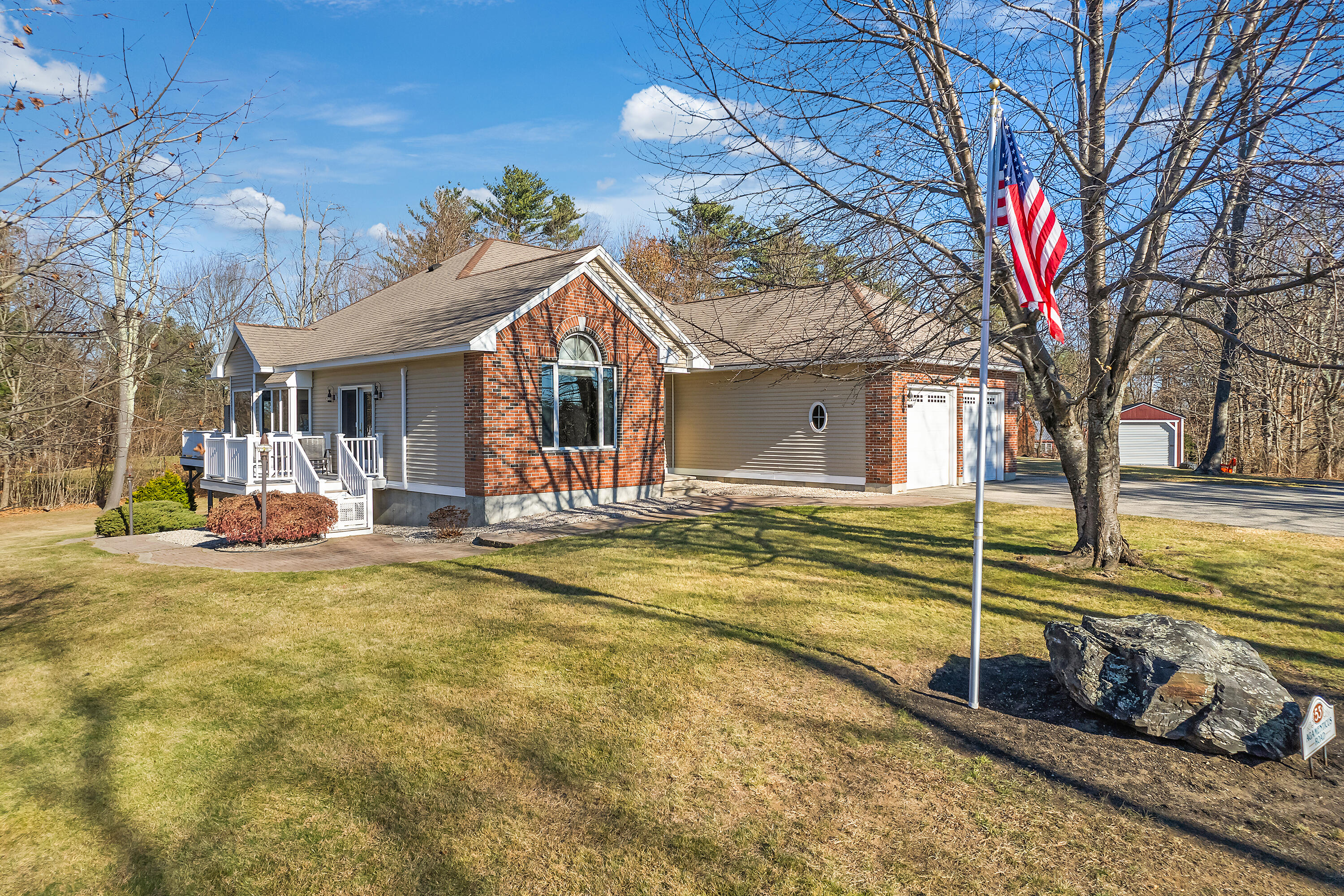 53 Agamenticus Road South Berwick, ME 03908 - Photo 4 of 84 53 Agamenticus Rd_103