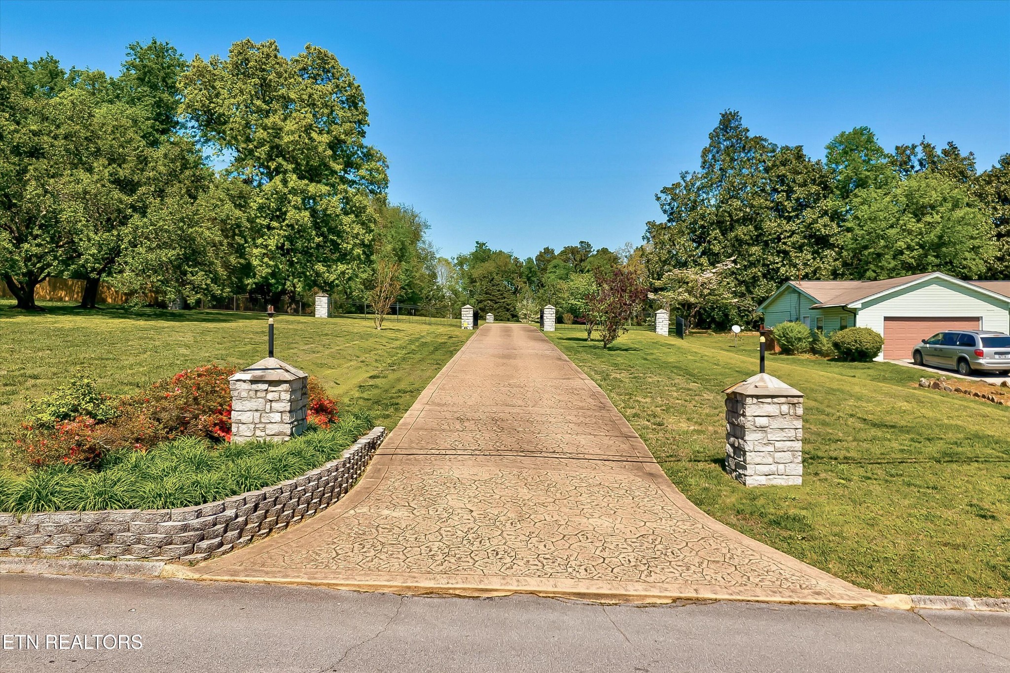 228 Oran Road Knoxville, TN 37934 - Photo 1 of 60 Gallery Image 1