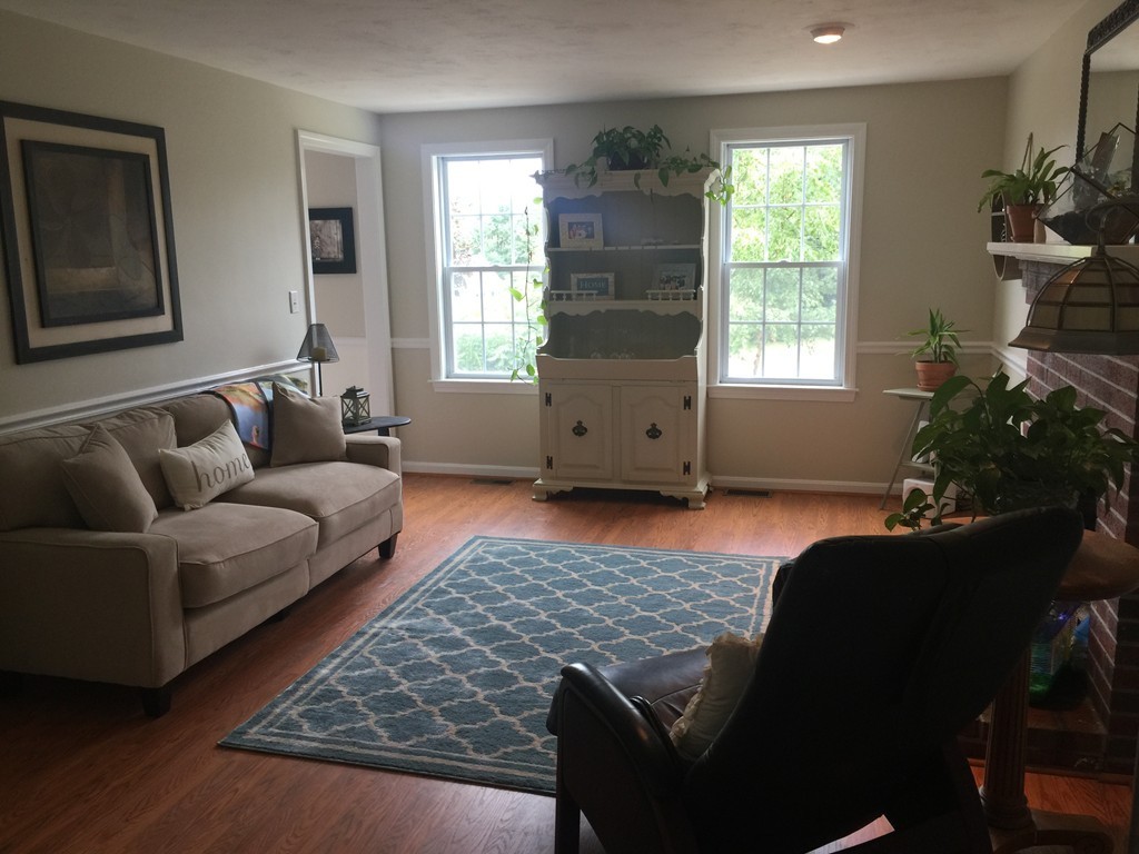 20 Roberta Road Blackstone, MA 01504 - Photo 3 of 24 Gallery Image 3