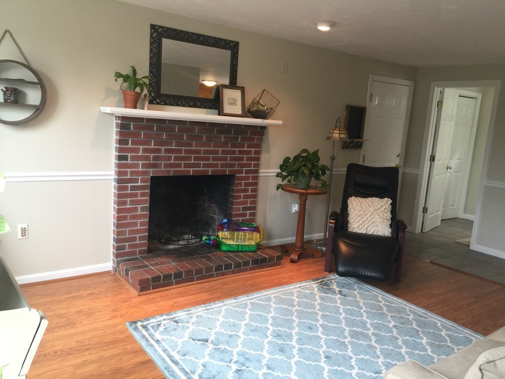 20 Roberta Road Blackstone, MA 01504 - Photo 4 of 24 Gallery Image 4