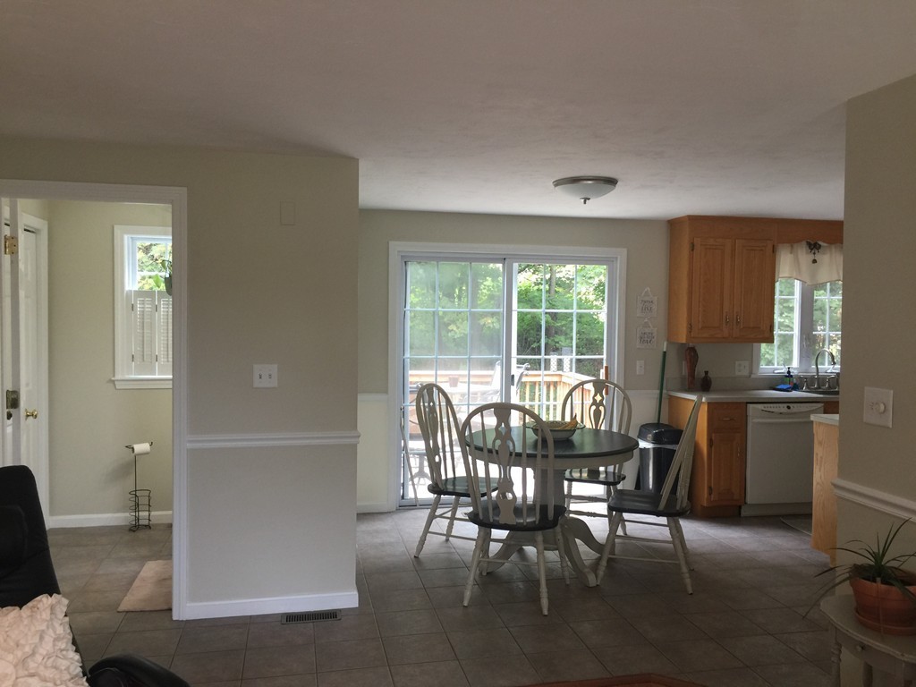 20 Roberta Road Blackstone, MA 01504 - Photo 7 of 24 Gallery Image 7