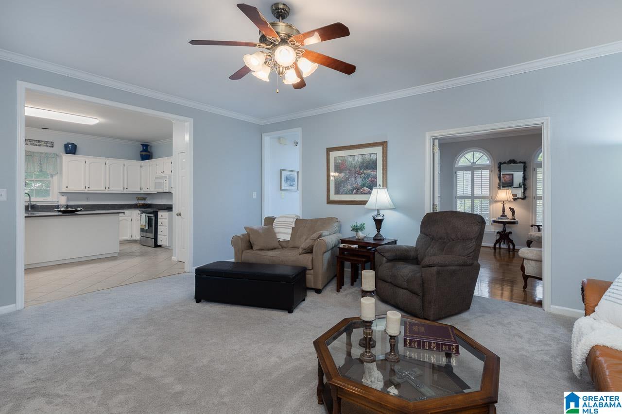 616 Brooks Lane Birmingham, AL 35244 - Photo 14 of 38