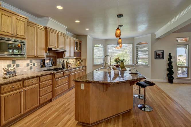 40 Ralphs Way Hollister, CA 95023 - Photo 5 of 35 Gallery Image 5