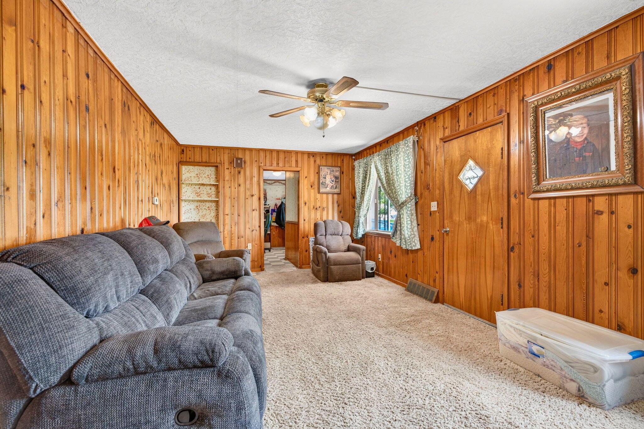 617 Rumsey Rd 19