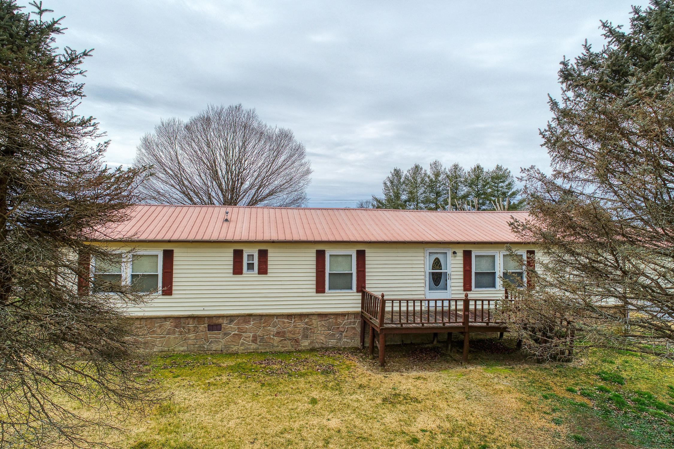 124 Old Hwy Road Bulls Gap, TN 37711 - Photo 3 of 70 Givens. 124 Old Hwy Rd. Rog MLSa (4 of