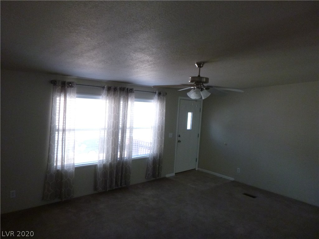 672 Murry Street Ely, NV 89301 - Photo 4 of 16