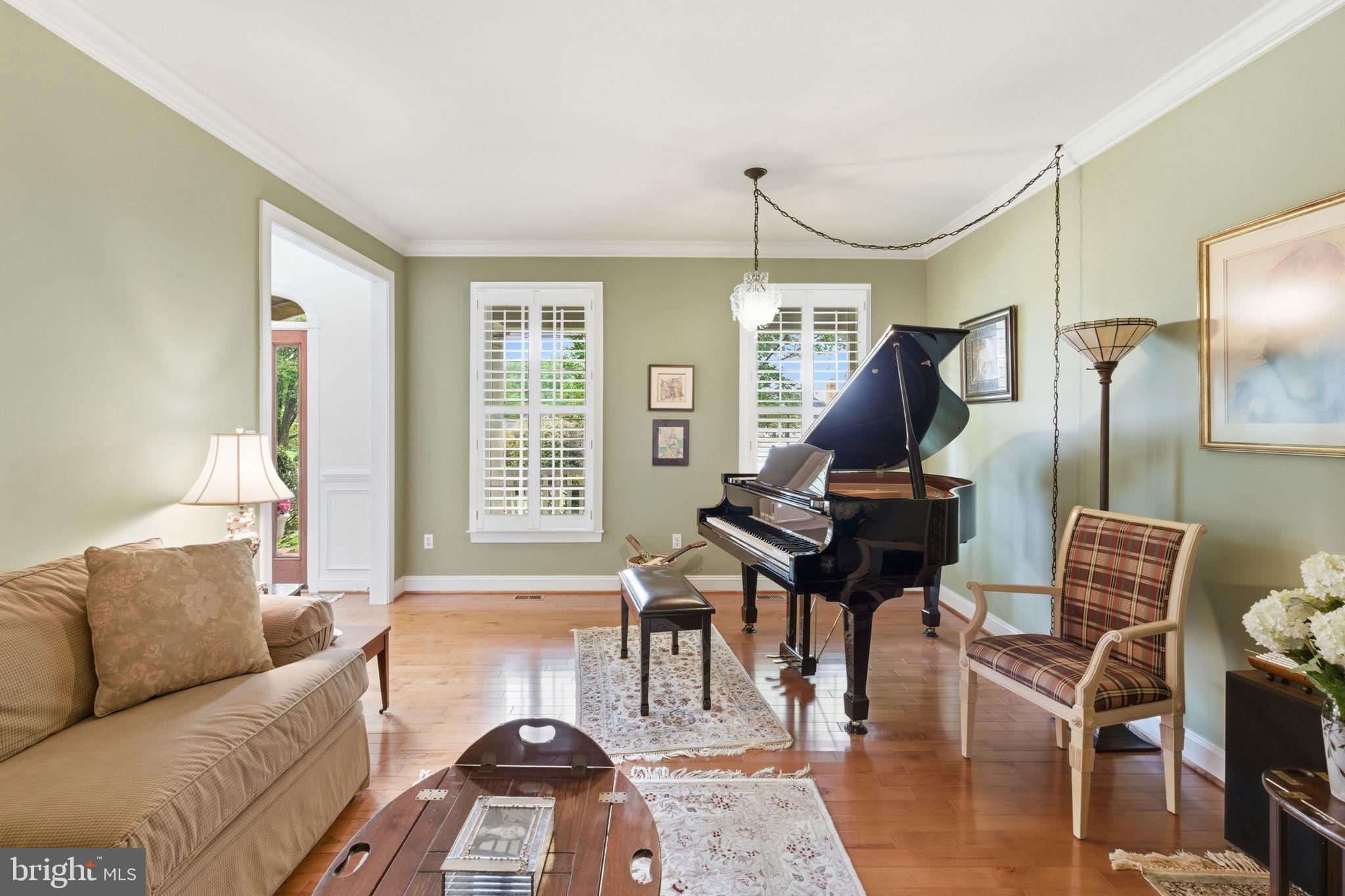 9 Deer Ridge Court Phoenix, MD 21131 - Photo 16 of 96 WOOD FLOORS & PLANTATION SHUTTERS