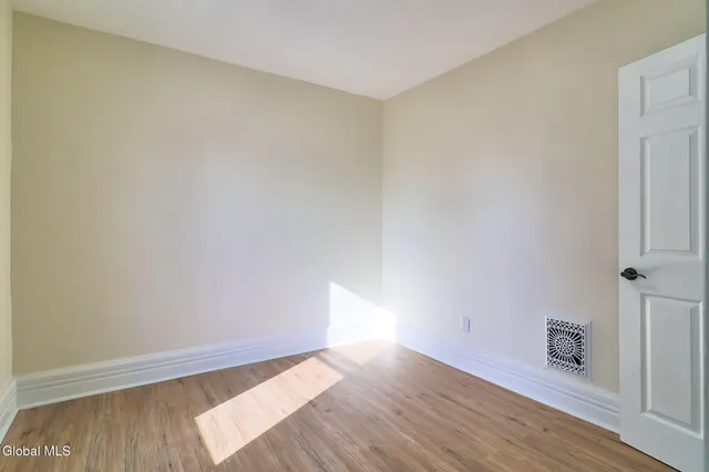 $259,550 | 11 Halcyon Street, Scotia, NY 12302