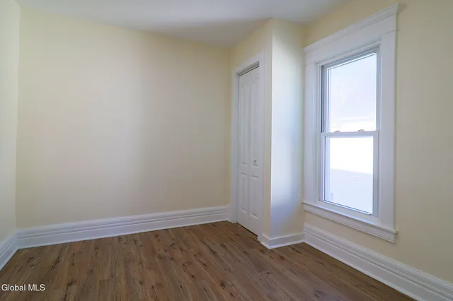 $259,550 | 11 Halcyon Street, Scotia, NY 12302