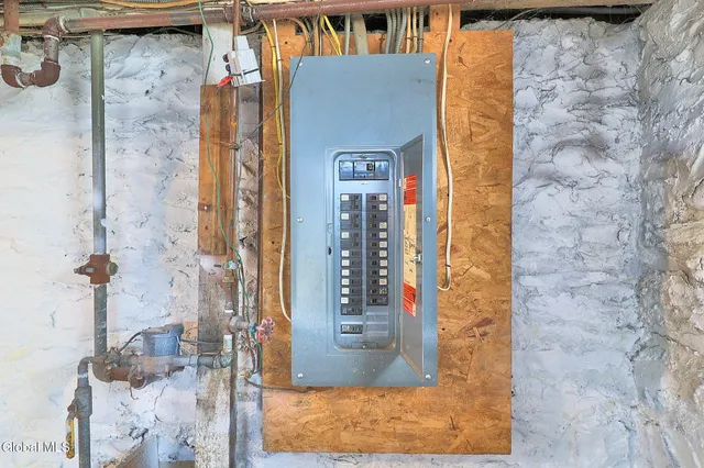 $259,550 | 11 Halcyon Street, Scotia, NY 12302