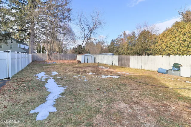 $259,550 | 11 Halcyon Street, Scotia, NY 12302