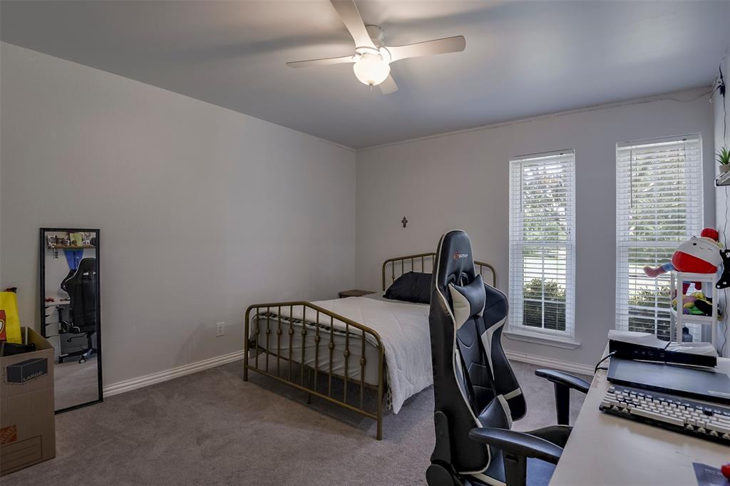 511 Farrar Road Waxahachie, TX 75165 - Photo 17 of 32