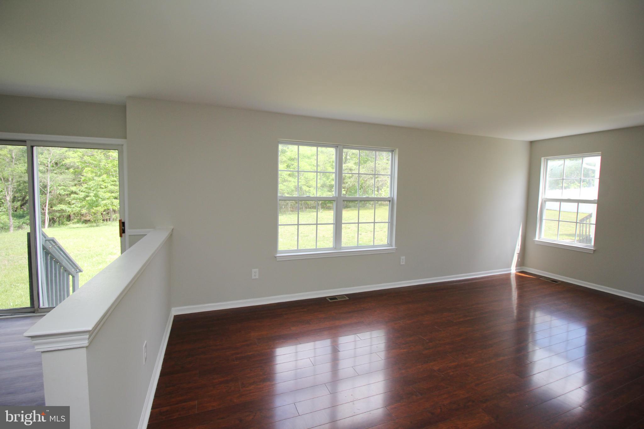 7 Edgewater Court Sicklerville, NJ 08081 - Photo 19 of 44 Bright and airy living space with nature views.