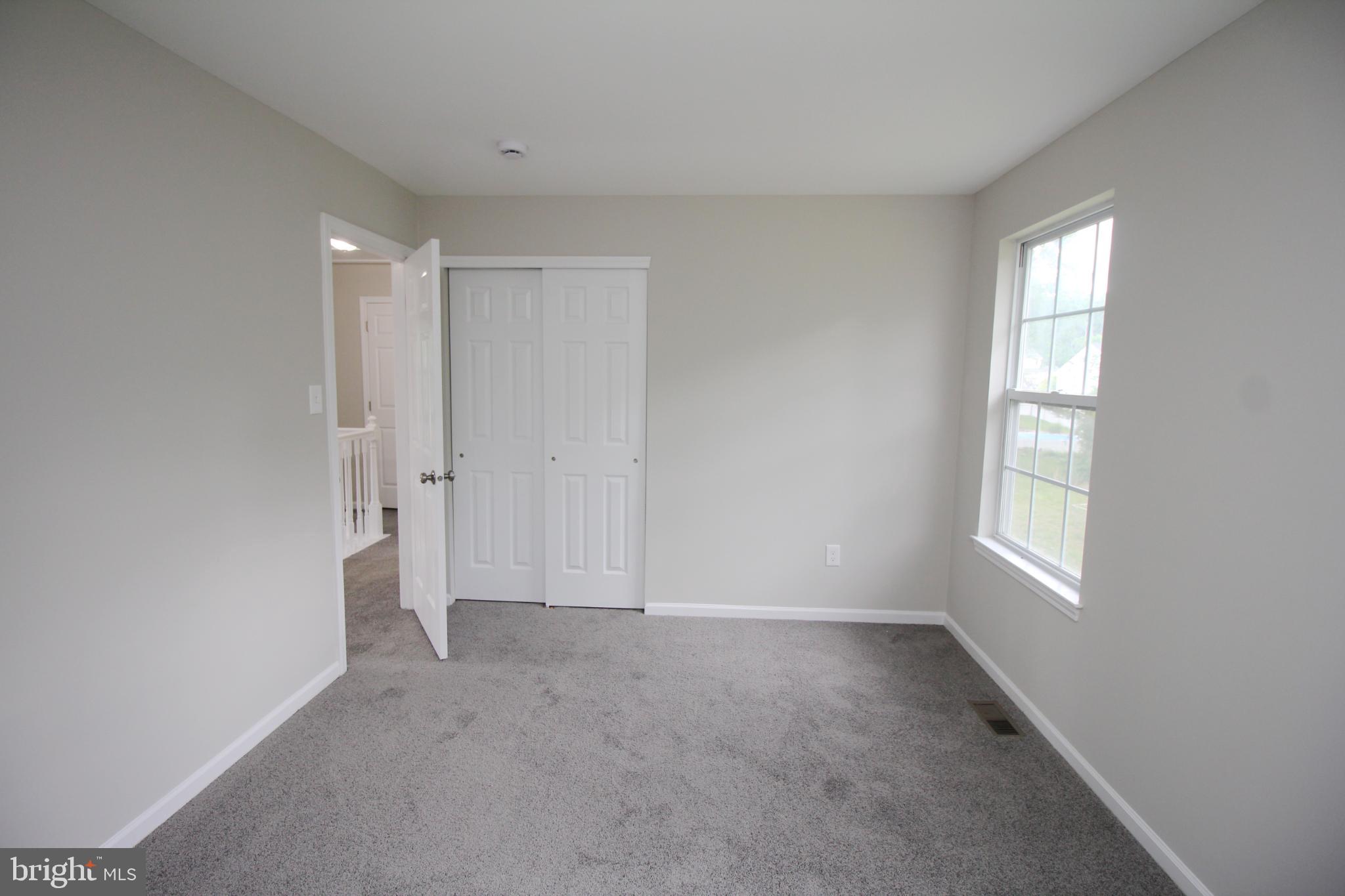 7 Edgewater Court Sicklerville, NJ 08081 - Photo 34 of 44 Bright and airy room with fresh potential.