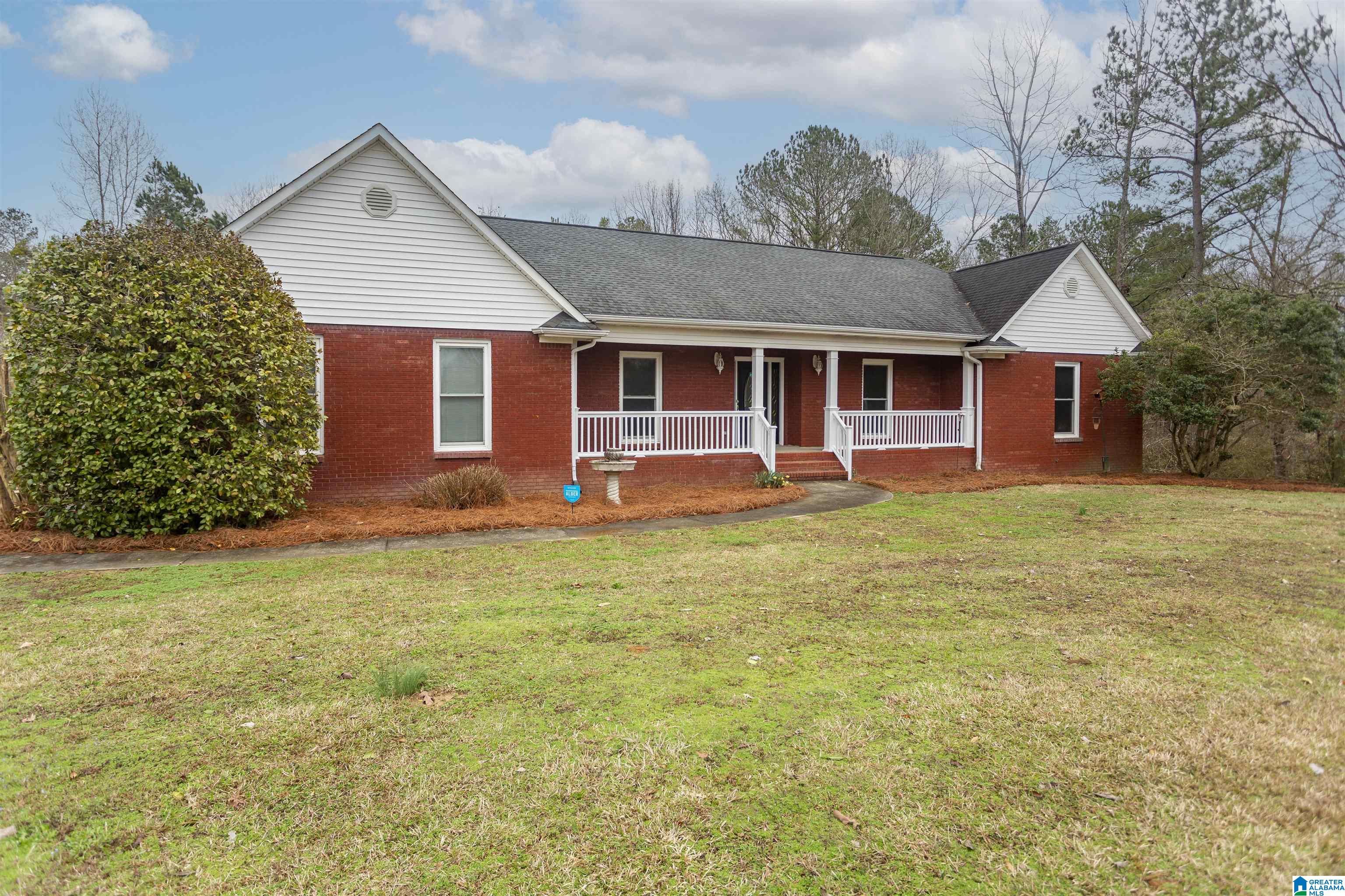 7631 Sharon Circle Pinson, AL 35126 - Photo 4 of 56