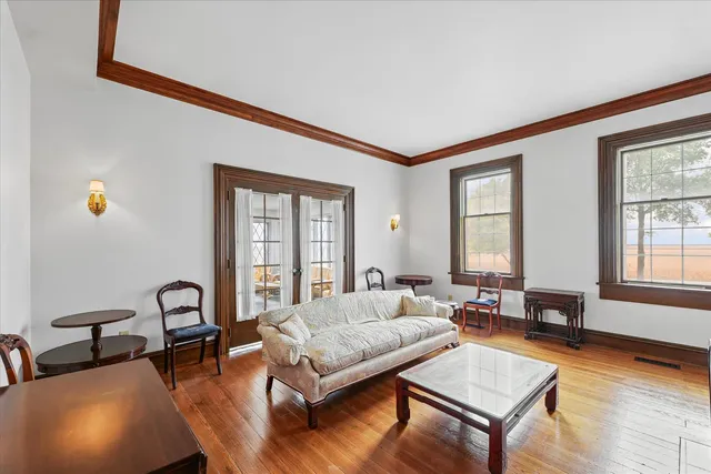 $495,000 | 2550 East County Road 1375 North, Newman, IL 61942