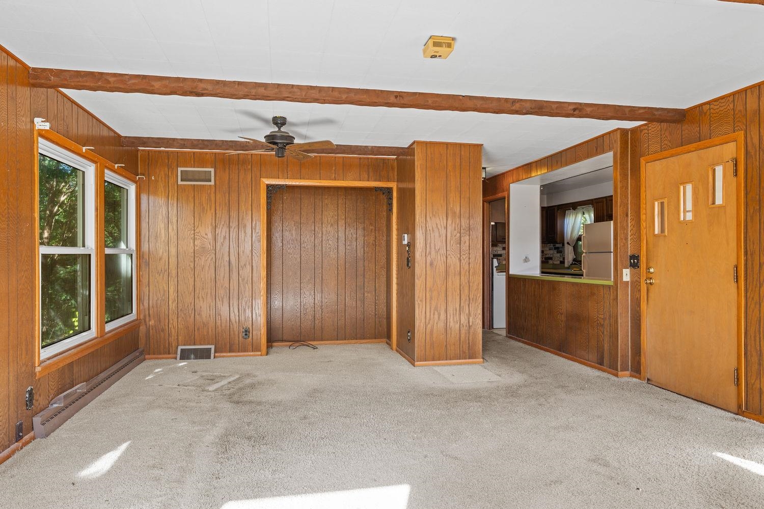 313 Bluffview Court Portage, WI 53901 - Photo 12 of 42