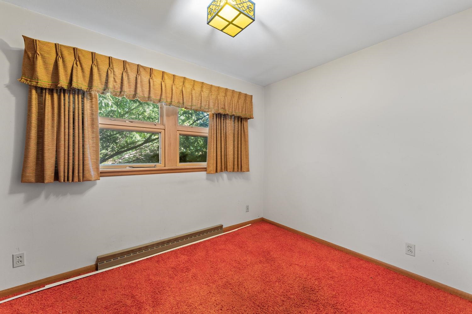 313 Bluffview Court Portage, WI 53901 - Photo 20 of 42