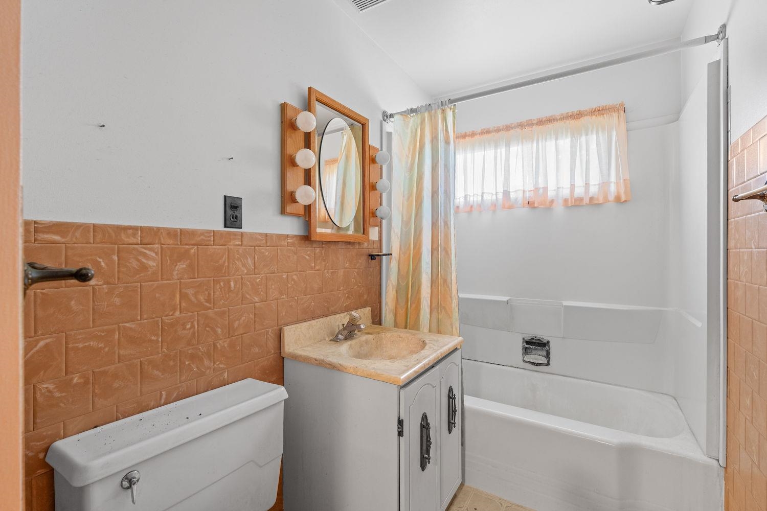 313 Bluffview Court Portage, WI 53901 - Photo 25 of 42