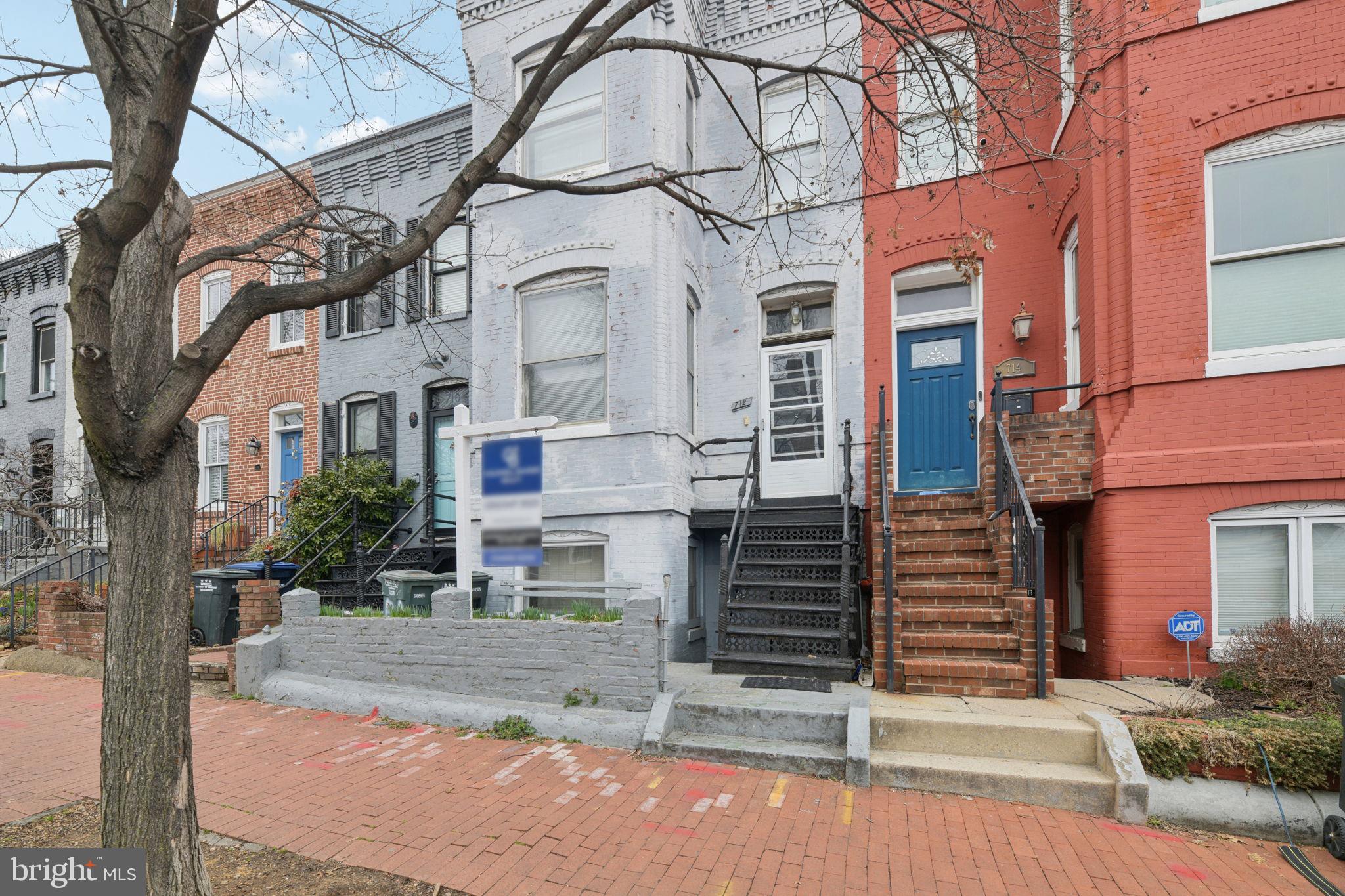 712 4th Street Southeast Washington, DC 20003 - Photo 1 of 43 Gallery Image 1