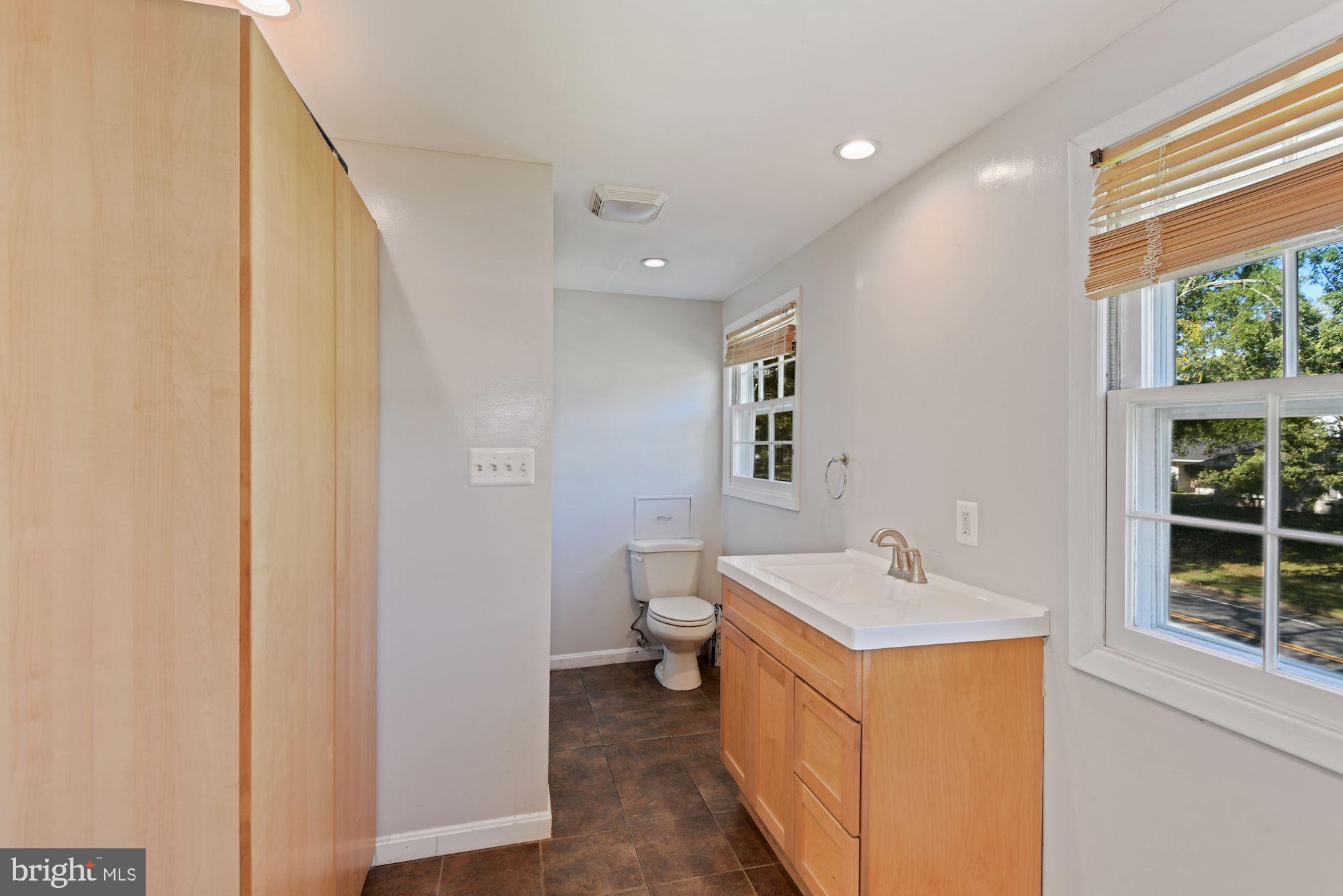 12203 Cedarbrook Lane Laurel, MD 20708 - Photo 20 of 40 Gallery Image 20