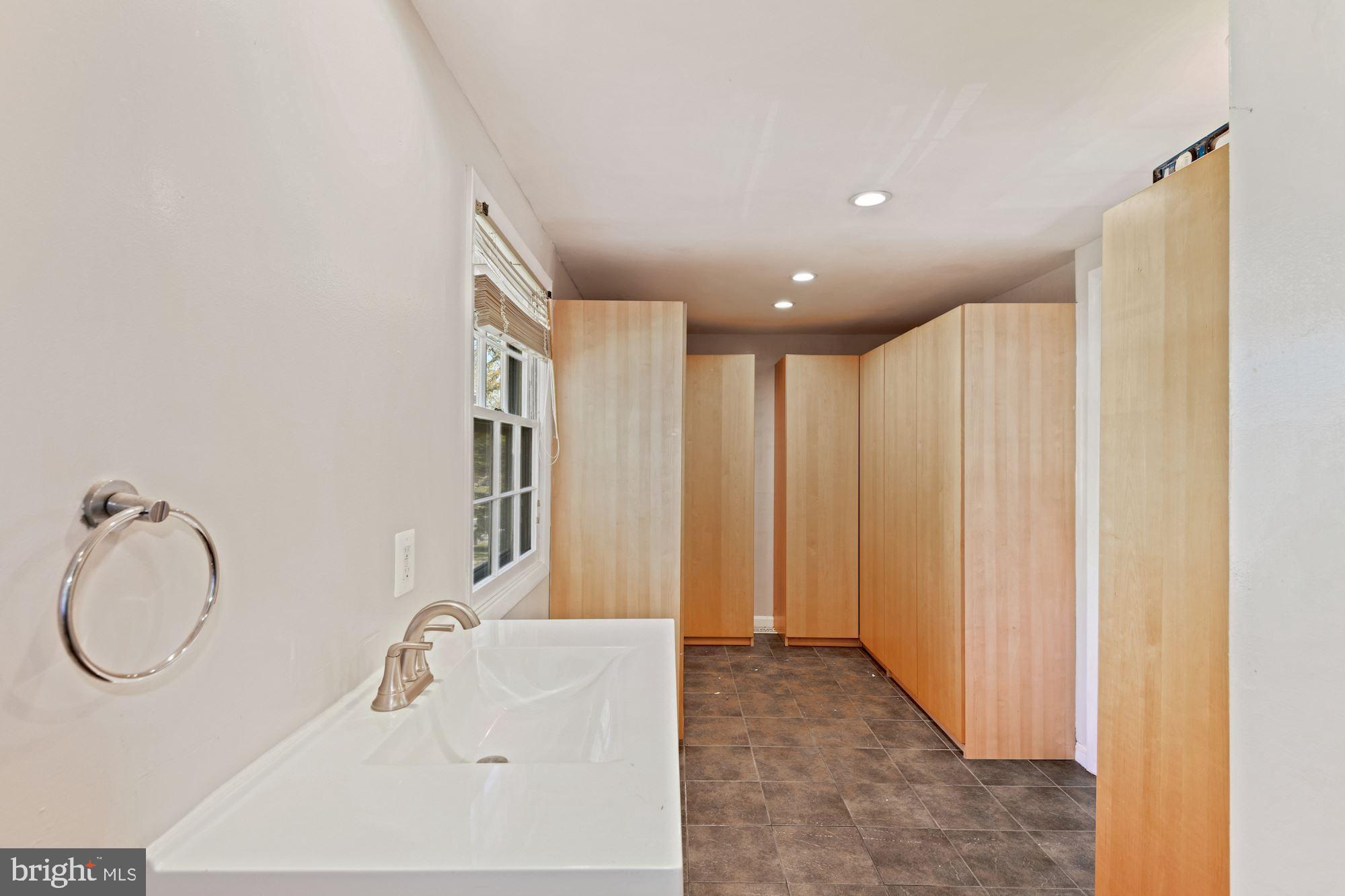 12203 Cedarbrook Lane Laurel, MD 20708 - Photo 21 of 40 Gallery Image 21
