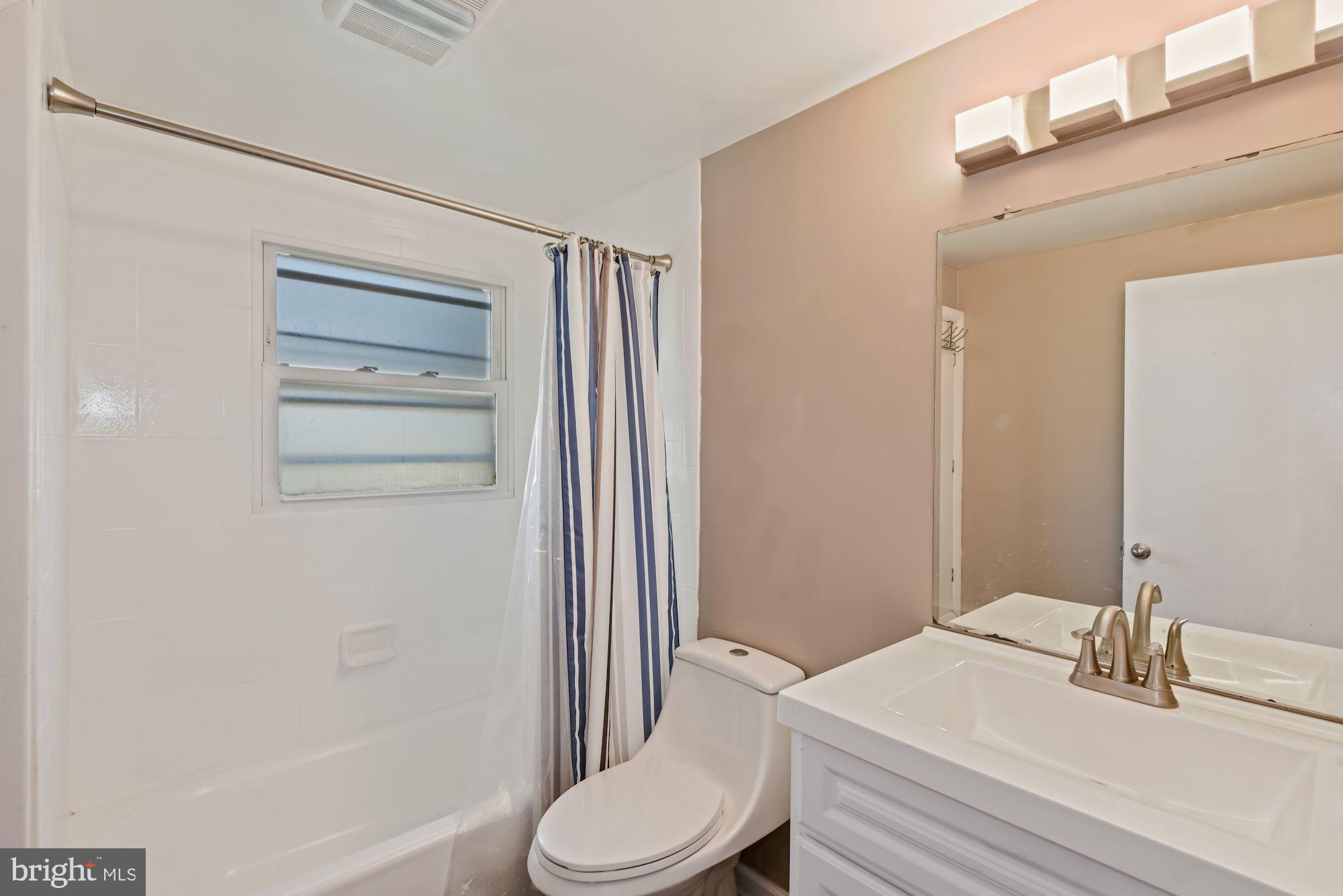 12203 Cedarbrook Lane Laurel, MD 20708 - Photo 27 of 40 Gallery Image 27