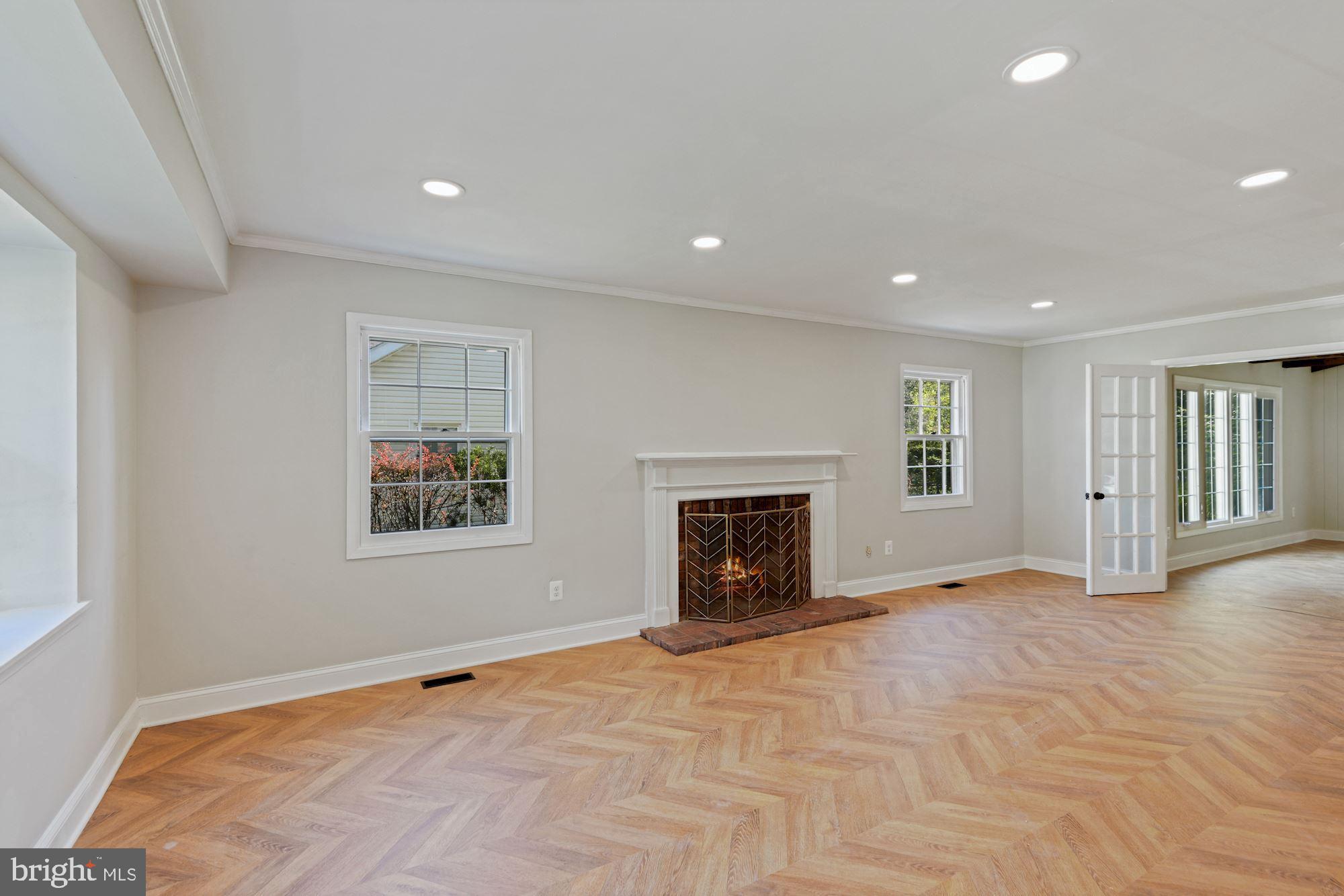 12203 Cedarbrook Lane Laurel, MD 20708 - Photo 4 of 40 Gallery Image 4