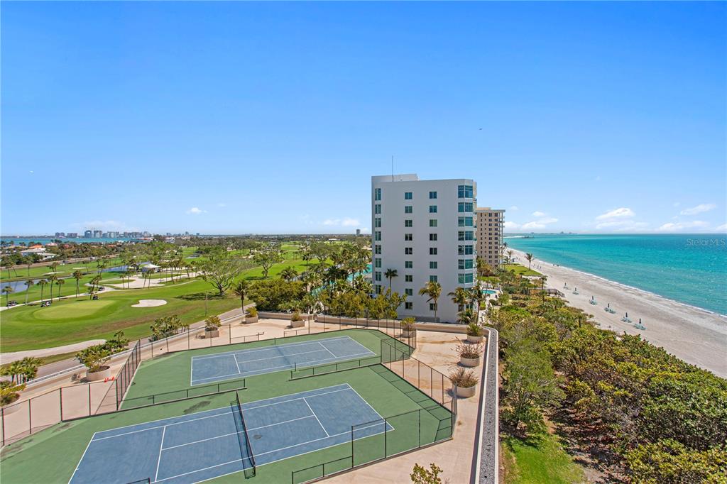 775 Longboat Club Road, Unit 808 Longboat Key, FL 34228 - Photo 18 of 41 a view of a city