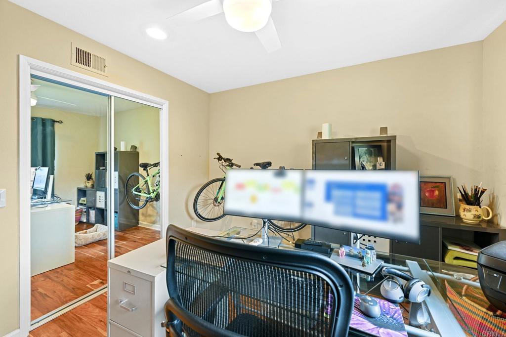 3625 Laketree Drive Fallbrook, CA 92028 - Photo 29 of 52 a living room with furniture