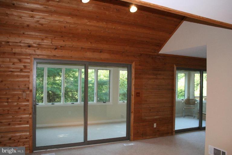 1618 Winchester Road Annapolis, MD 21409 - Photo 9 of 10 Sunroom