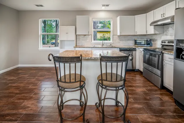 $1,700 | 628 Foster Street, Tomball, TX 77375