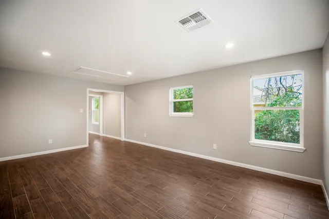 $1,700 | 628 Foster Street, Tomball, TX 77375