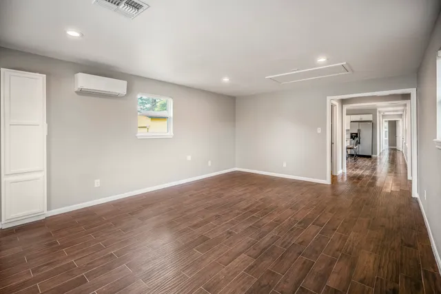 $1,700 | 628 Foster Street, Tomball, TX 77375