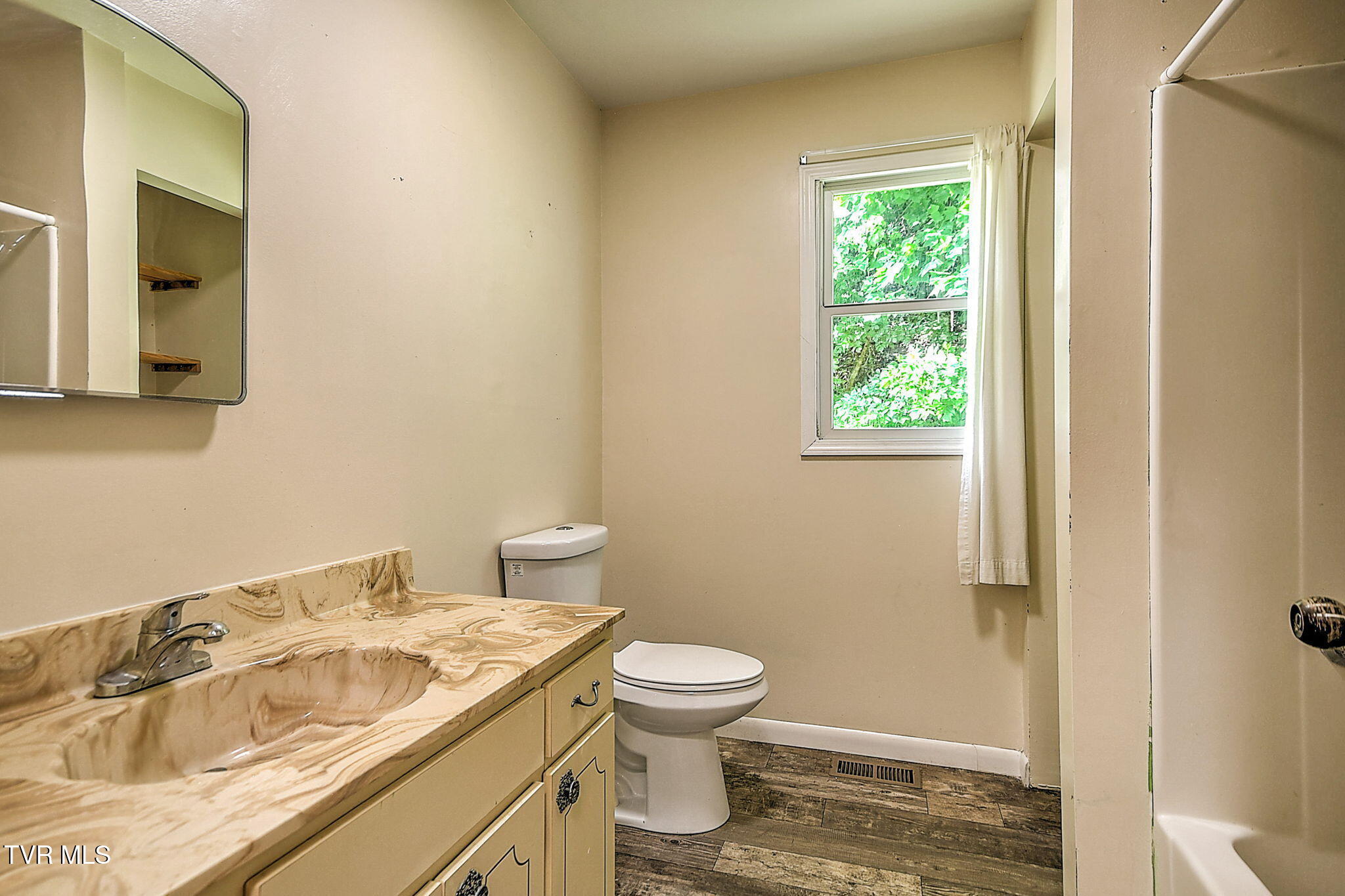 655 Wadlow Gap Road Kingsport, TN 37660 - Photo 25 of 66 21-web-or-mls-655 Wadalow Gap DP-22