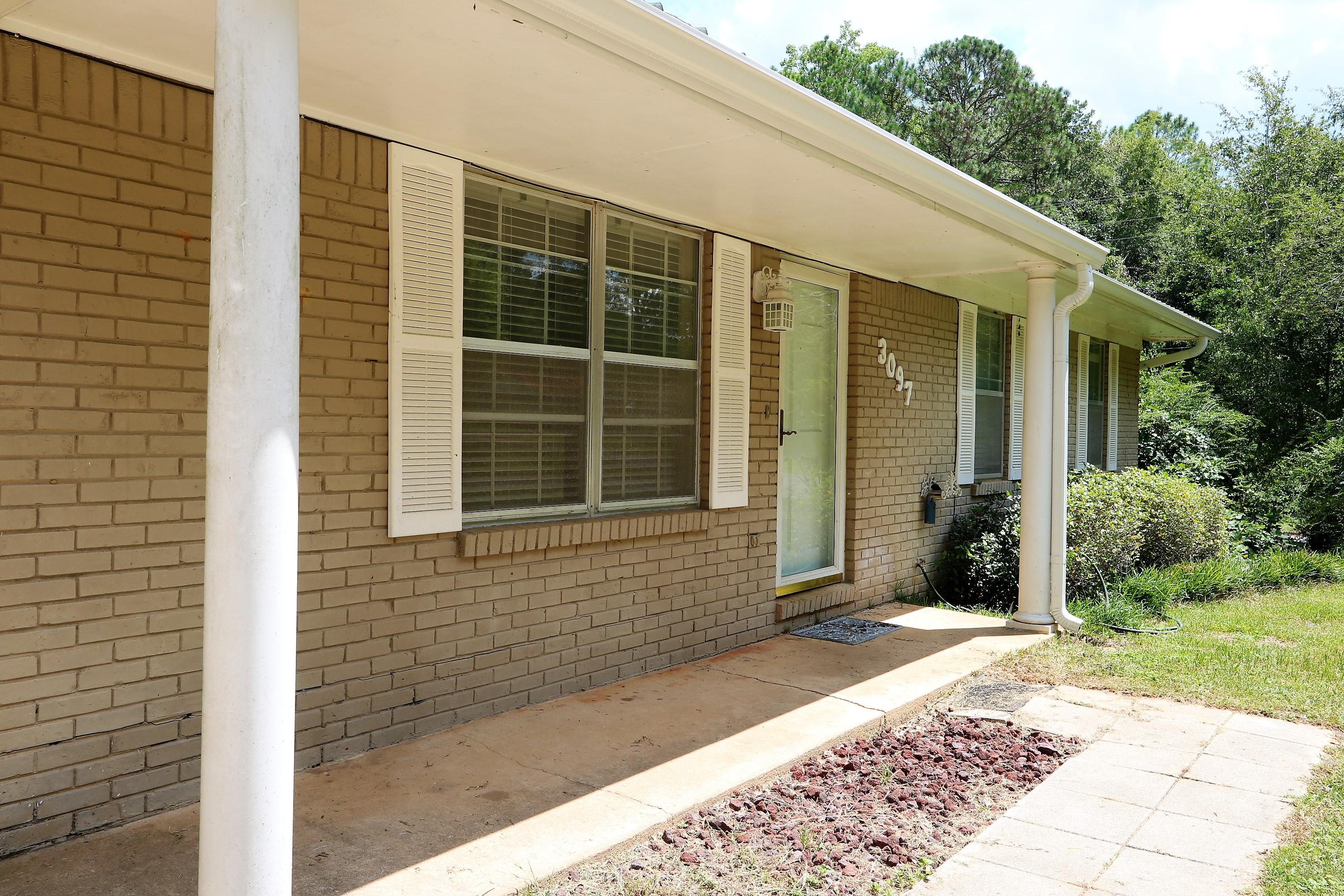 3097 Bay Ridge Drive Crestview, FL 32539 - Photo 4 of 21 a view of entrance front of the house