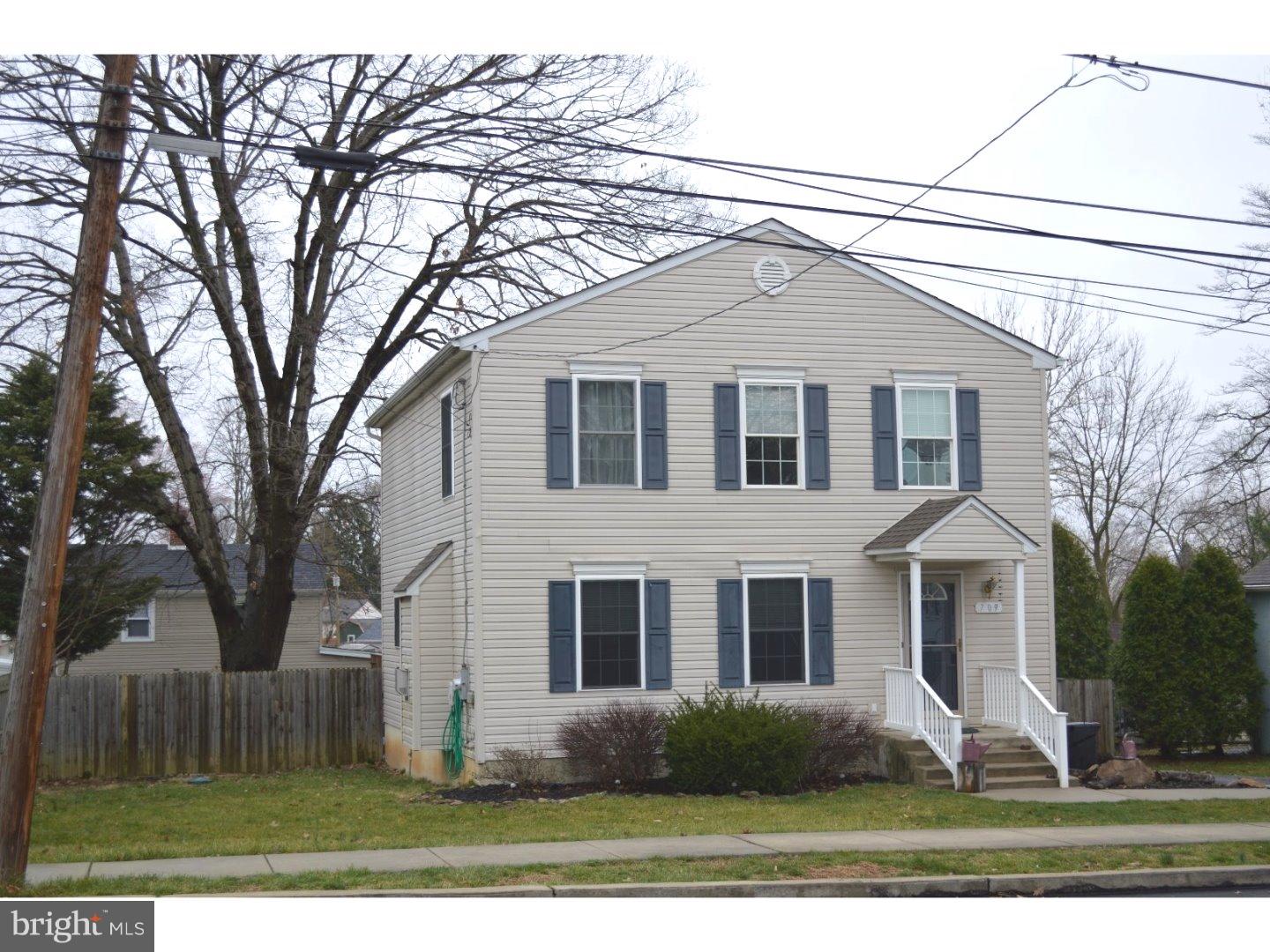 709 Crystle Road Aston, PA 19014 - Photo 1 of 24 a front view of a house with garden