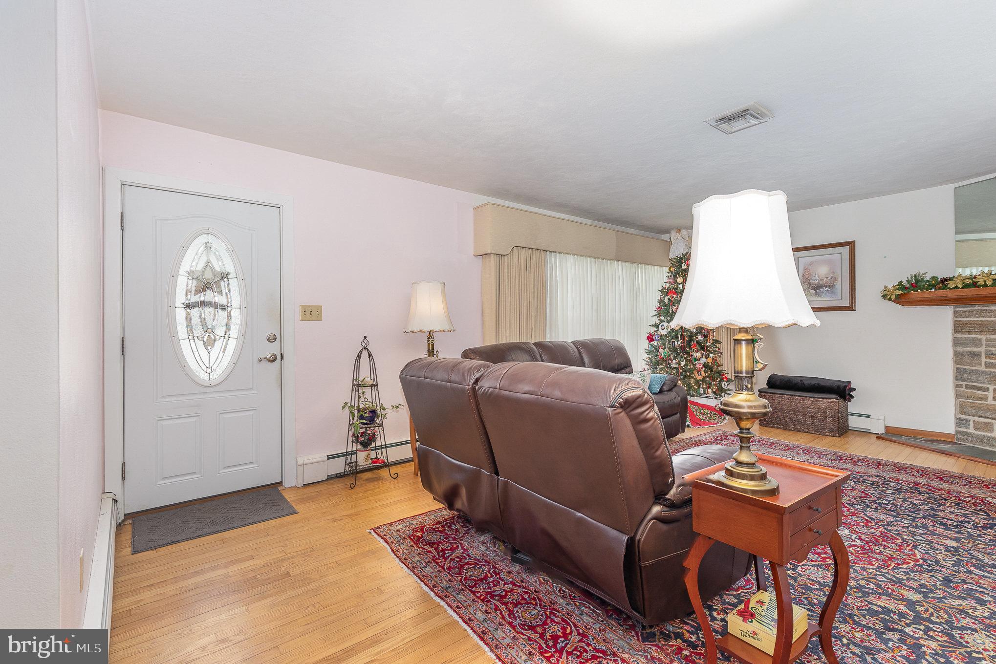 255 Sunset Avenue Hanover, PA 17331 - Photo 5 of 28 Gallery Image 5