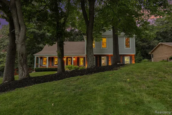 $634,900 | 8265 Deerwood Road, Clarkston, MI 48348