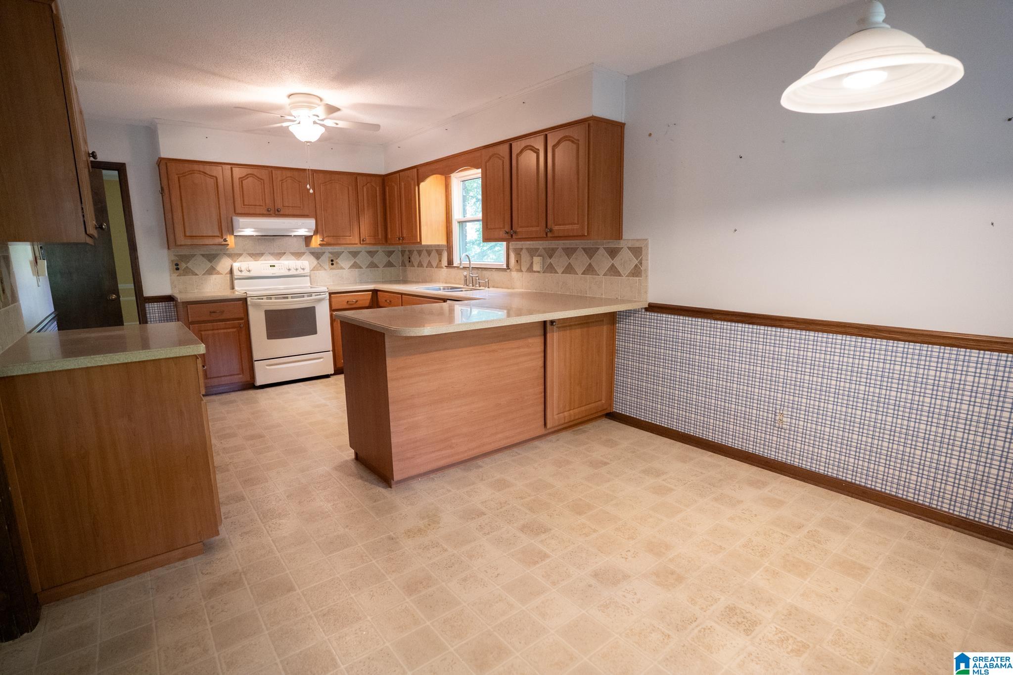 4718 Bridgewater Road Birmingham, AL 35243 - Photo 14 of 55